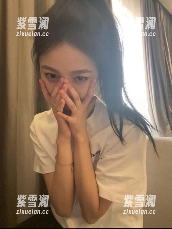 Candy网红馆-萌琪琪Irene Candy网红馆 - 萌琪琪Irene白色系列写真在线展出,高清原图等你来欣赏!
