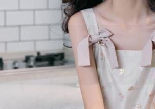 Feilin嗲囡囡 – 跟随Emily顾奈奈酱，欣赏她的体操服高清美图，感受活力四射！