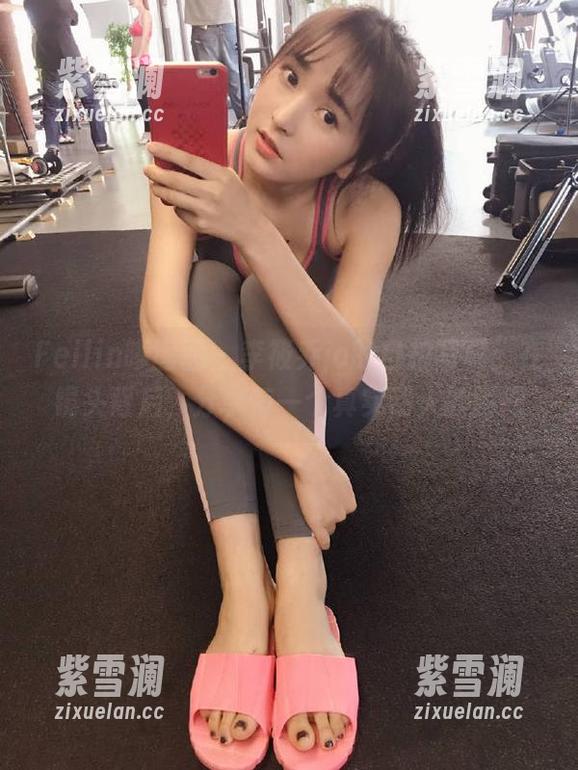 Feilin嗲囡囡-李筱乔jo Feilin嗲囡囡 - 李筱乔jo的自拍写真:在镜头背后,分享每一个真实动人的瞬间