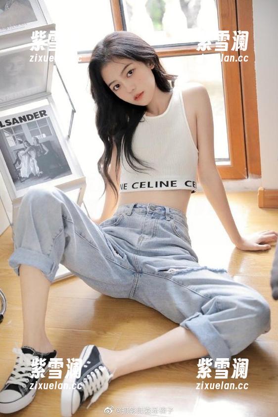 HuaYang花漾-尤妮丝Egg HuaYang花漾 - 当尤妮丝Egg穿上白衬衫:你能想象高清美图背后的那些搞笑瞬间吗?