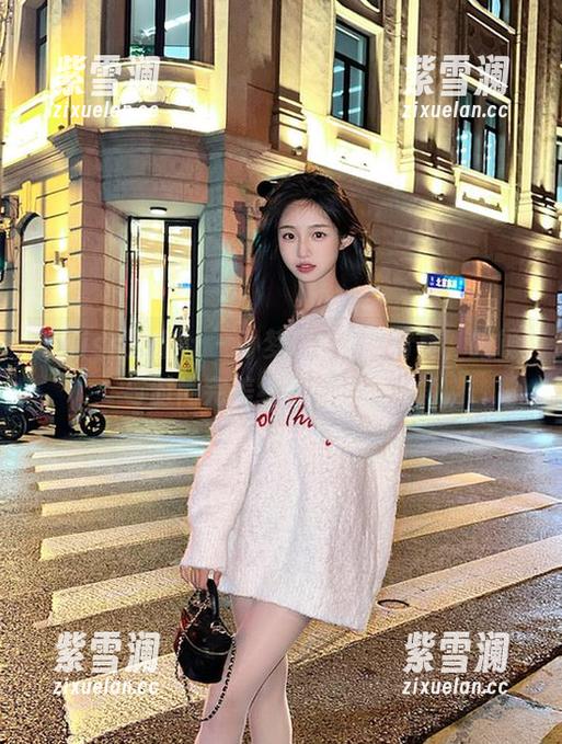 IMiss爱蜜社-孙梦瑶V IMiss爱蜜社 - 孙梦瑶V最新写真,眼镜与时尚完美结合的独特视角