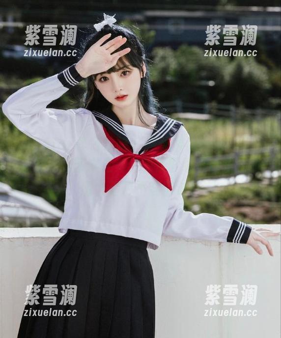 MFStar模范学院 - 感受Manuela玛鲁娜天台的艺术之美，免费下载最新写真套图，精彩不容错过！