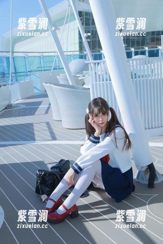 MFStar模范学院-婠婠么 MFStar模范学院 - “婠婠么”的私房美图,传递女友独特的浪漫氛围