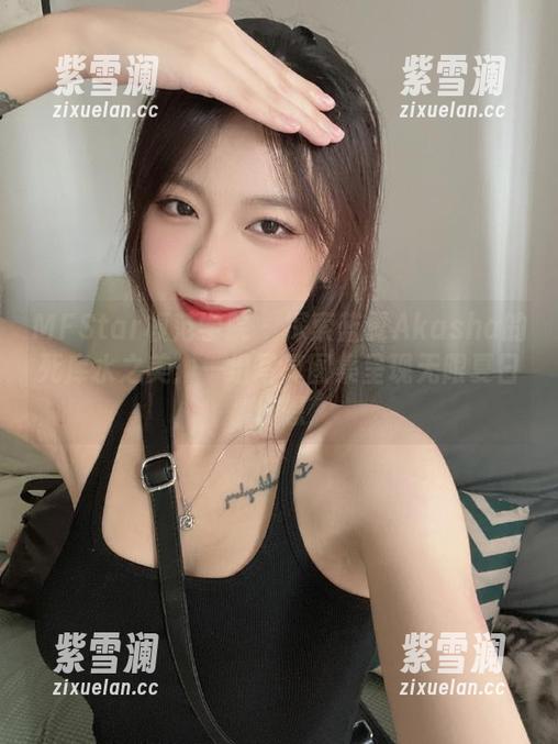 MFStar模范学院 - 探索蓝夏Akasha的死库水之美：一组写真图集呈现无限夏日幻想