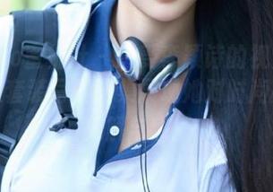 MiiTao蜜桃社 – 感受李颖诗的视觉盛宴，精致套装写真图集展现她对时尚的独特见解与热爱