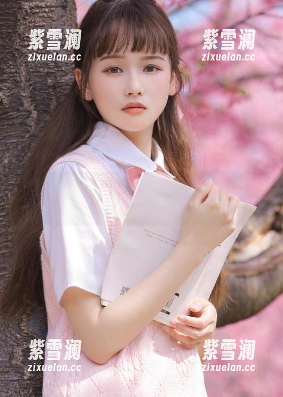 MiiTao蜜桃社-顾乔楠 MiiTao蜜桃社 - 顾乔楠夏日私房照:分享精美原图,唤醒你的夏日灵感
