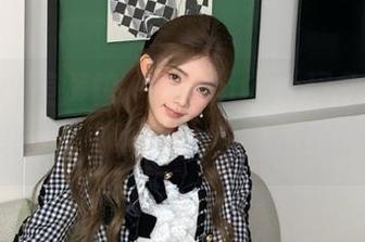 MyGirl美媛馆 – Manuela玛鲁娜体操服图集精选，展示动感青春与优雅舞姿