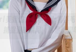 MyGirl美媛馆 – 李李七七喜喜毛衣写真合集：捕捉温暖瞬间，尽显优雅与风情