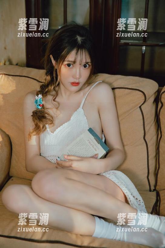QingDouKe青豆客-黄可christine QingDouKe青豆客 - 黄可christine眼镜专题:经典写真作品的高清原图和精选图片展示