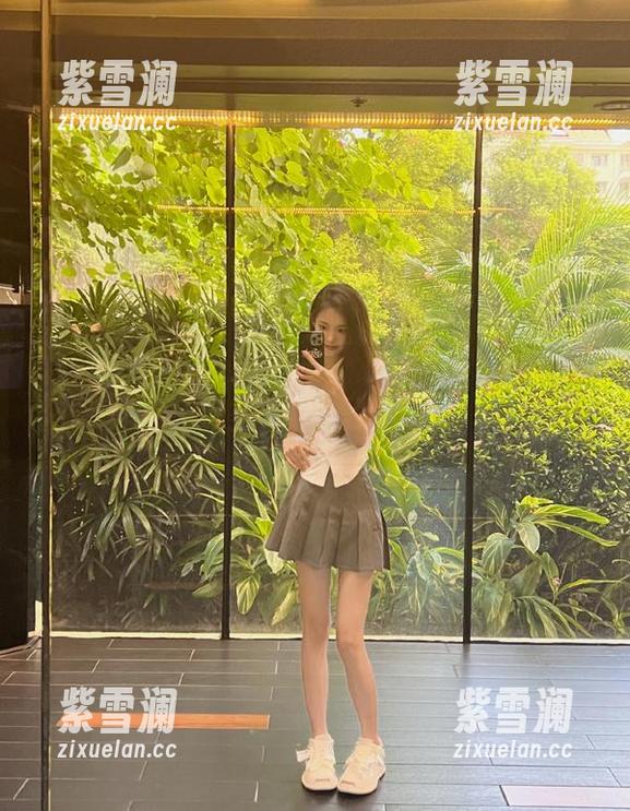 TGOD推女神-可儿Kayen TGOD推女神 - 可儿Kayen的睡衣风情:独特魅力的原图与精彩作品一览
