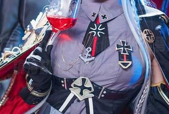 缤纷次元：Tomoyo酱倾情出演碧蓝航线镇海旗袍的高清cos图片