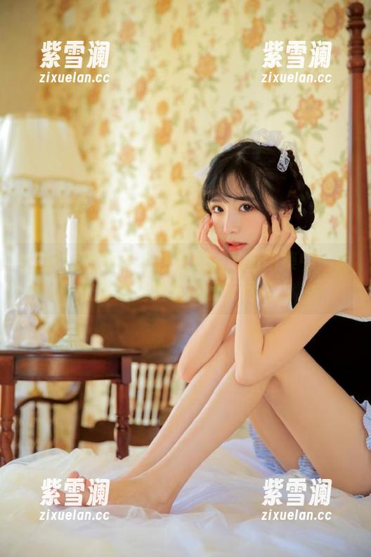 UGirls尤果网-乔依琳 UGirls尤果网 - 在海边的私拍图集中,乔依琳展现出夏日的无尽魅力
