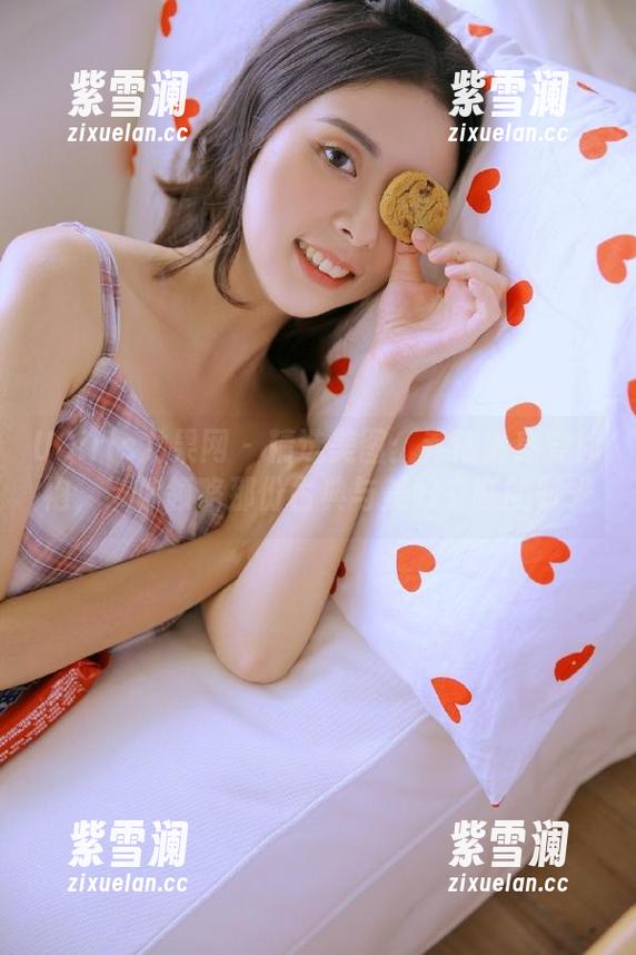 UGirls尤果网-乔依琳 UGirls尤果网 - 精选美图:乔依琳身穿旗袍,带你领略那份古典与美好交融的时光