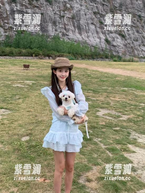 UGirls尤果网 - 艾小青黑白摄影原图精选：每一张都在讲述一个心灵的故事