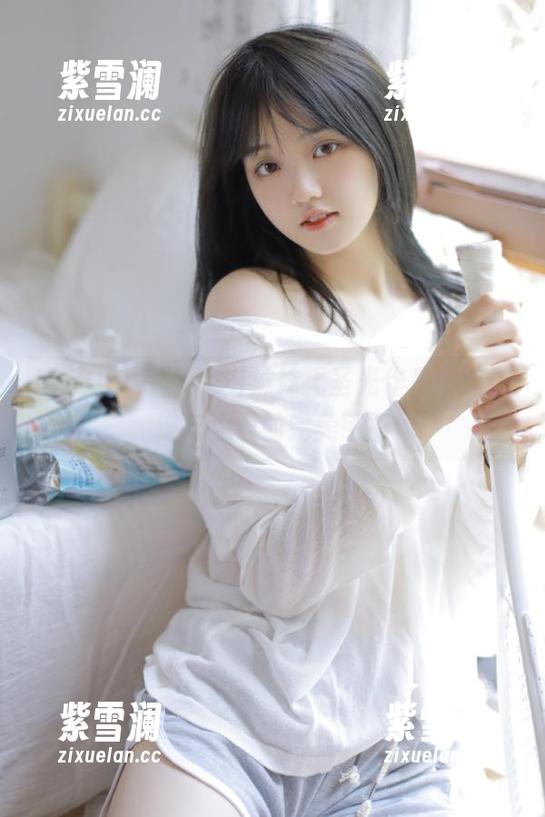感受Uhye(이유혜)妹妹无圣光作品中的叛逆与温柔的完美平衡