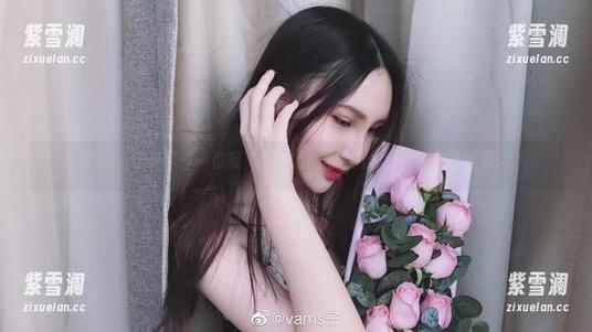 Vams子 Vams子分享:一位写真博主的秘密与创作背后的真实故事!