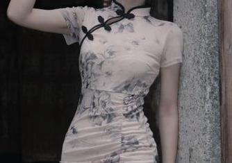 XIAOYU语画界 – 看！Miko酱的圣诞图集：写真中暗藏的欢乐惊喜与节日情怀！