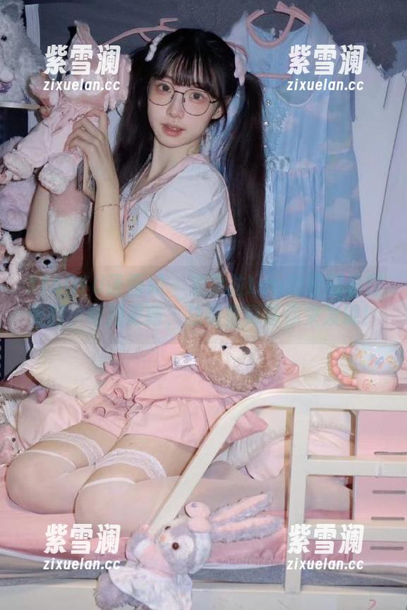 XIAOYU语画界-潘朵拉Laa XIAOYU语画界 - 潘朵拉Laa的校园私房美图,每周更新,总有惊喜等你来发现!