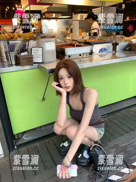 Xiuren秀人网-Olivia童安琪 Xiuren秀人网 - 与Olivia童安琪一起走进校园,高清校服写真作品展现青春风采!