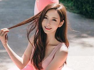Xiuren秀人网 – tina_甜仔泳装系列独家放送，快来网盘下载，收藏你的美好瞬间！
