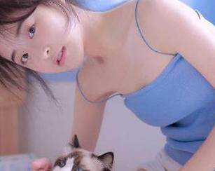Xiuren秀人网 – 最新作品发布，余虞酱旗袍美图尽显妩媚风韵与优雅气质