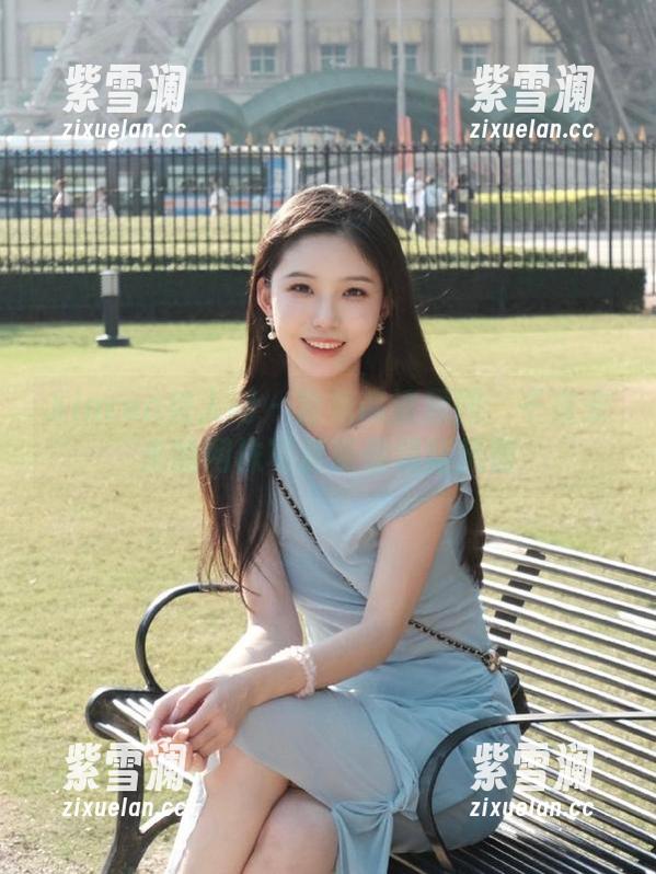 Xiuren秀人网-千夜未来 Xiuren秀人网 - 独家高清原图:千夜未来的网袜写真带你领略风情