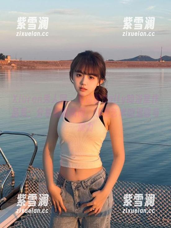 Xiuren秀人网-夏诗诗Sally Xiuren秀人网 - 夏诗诗Sally的浴室作品集:分享细腻瞬间,感受艺术的温暖与魔力