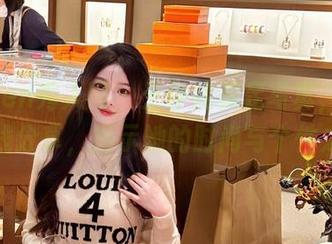 Xiuren秀人网 – 王伊纯美足写真，现在在线分享，揭示她的时尚与个性之路