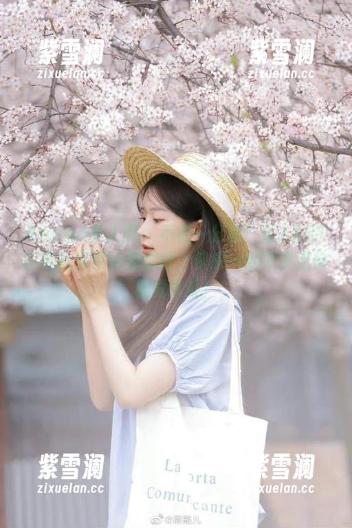 Xiuren秀人网-金BABY吖 Xiuren秀人网 - 不花一分钱!金BABY吖黑丝美图让你惊呼,快来一起欣赏这份视觉享受!