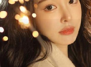 Xiuren秀人网 – 原图抢先看！鹿小茜浴室最新写真，展现别样的迷人风情