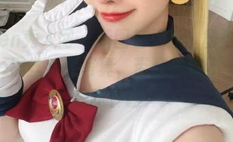Xiuren秀人网 – 新图包更新：黄可Christine黑丝系列写真，带你领略不一样的视觉体验！