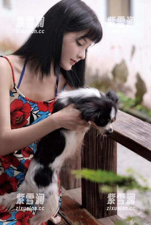 裙摆飞扬，Yebin(전예빈)短裙美图图集释放青春活力！