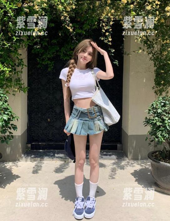 YouMi尤蜜荟-Mila豆嘟嘟 YouMi尤蜜荟 - 走进Mila豆嘟嘟的秘密写真图库,邂逅灵动的艺术之美