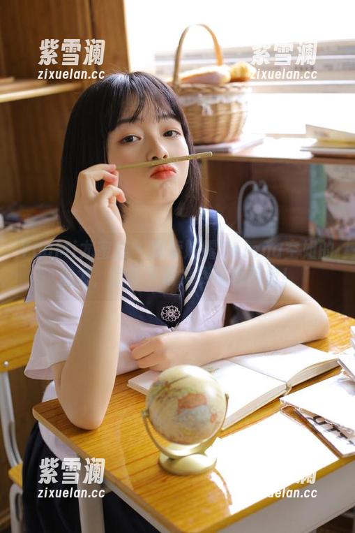 YouMi尤蜜荟-娜露Selena YouMi尤蜜荟 - 探索娜露Selena空姐的魅力,立即下载免费写真图包!