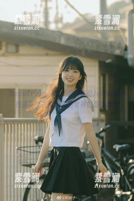 beautyleg-JellYfish beautyleg - 绝不容错过的JellYfish校服写真福利,校园女神的甜美瞬间