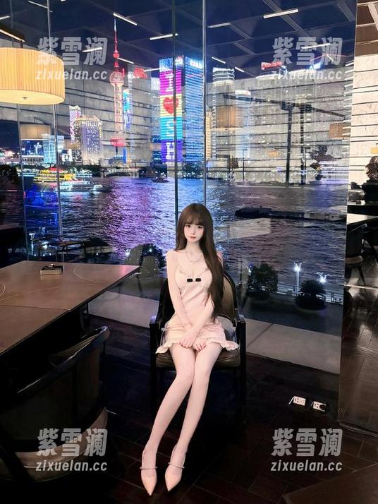 pans-可儿 pans - 可儿黑色写真最新图册,笑点与风格并存,黑色控们的福音来了!
