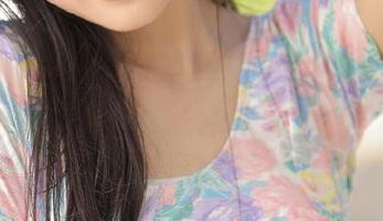 pans – 从未见过的油亮艺术：妮妮的写真集，立刻下载解锁全新视觉体验！
