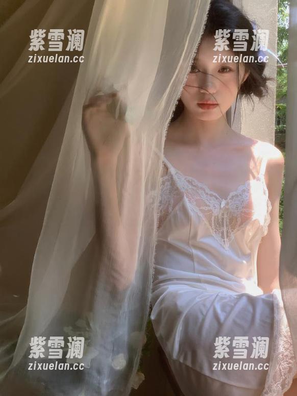 pans – 浴缸里的小九：无圣光图包透视她的艺术灵感