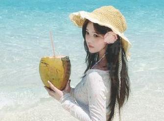 pans – 微妮美足写真发布，精美原图与诱惑套图尽显女生的优雅