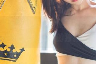 pans – 曲奇美腿系列最新原图更新，带你领略摄影艺术的独特之美
