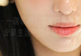 pans – 一键收藏，雯雯白裙写真集下载，分享生活中的小确幸与美好