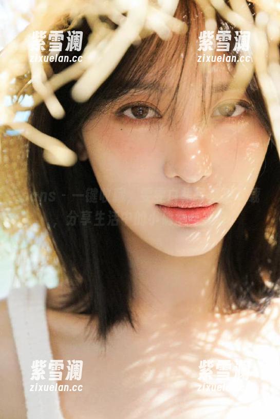 pans - 一键收藏，雯雯白裙写真集下载，分享生活中的小确幸与美好