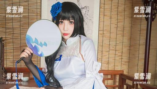 透视w黑米粥w的精致美脚：绝美写真与动人美图的碰撞