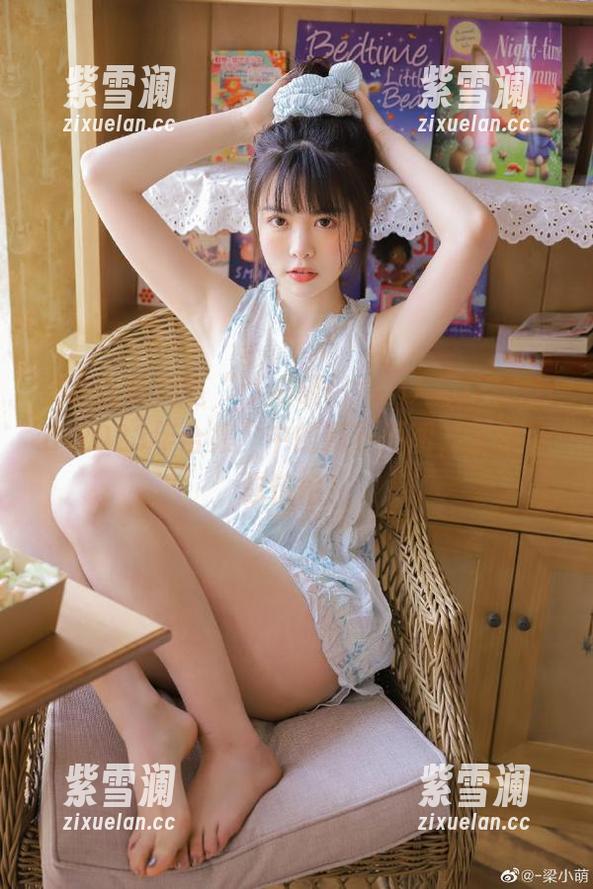 快速在线浏览“けん研(けんけん)Fantia-2023年合集”中的精选原图，定会让你惊艳！