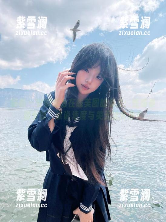 丽柜-安娜 丽柜 - 安娜成为在线美图的焦点:性感赛道女郎,谁说速度与美无法并存?