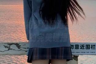 丽柜 – 安安旗袍梦幻精选合集，展现经典与时尚的完美碰撞与和谐