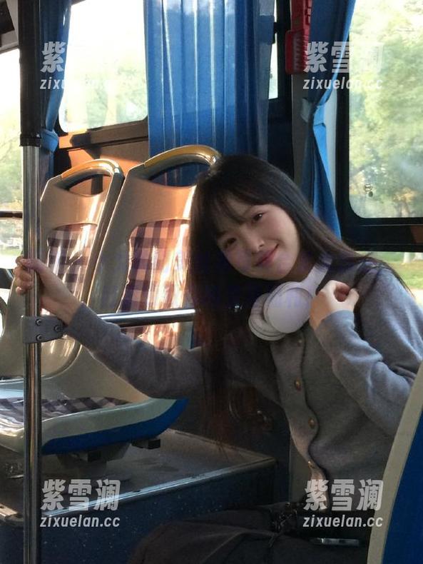 丽柜-小戈 丽柜 - 小戈的甜美丝滑写真合集大放送,赶紧领取你的免费福利!