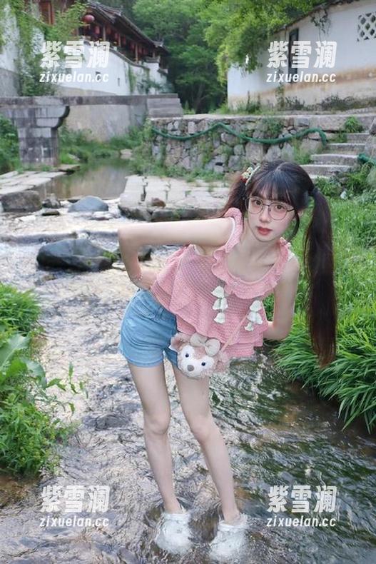 丽柜 – 心心的妹妹们：让你哈哈大笑的照片原图，快来加入这场欢笑派对！