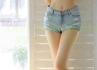 丽柜 – 文芮带你进入秘书的幻想世界，超美壁纸合集尽在其中