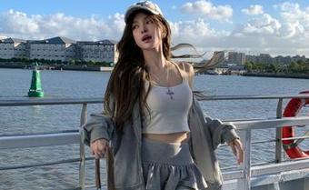 丽柜 – 冬日之美：蕊蕊全套双生花圣诞写真实现爱的温暖